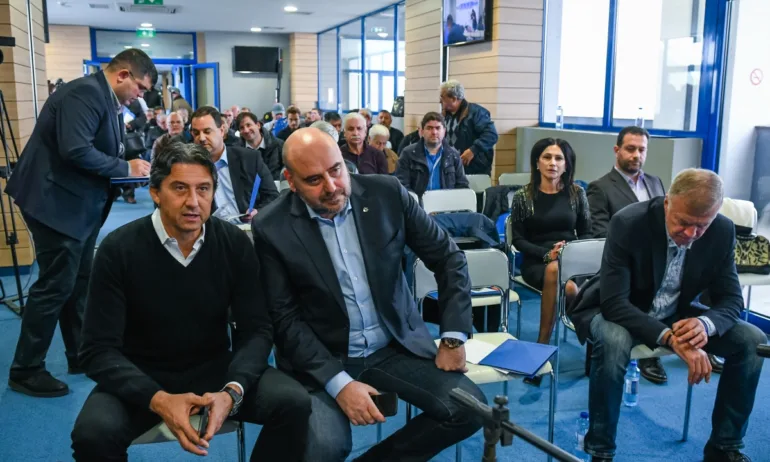 Разкритие: Левски потънал с 27 милиона дългове - Tribune.bg