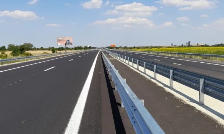 Реорганизация на движението по Тракия, Хемус и Струма през уикенда - Tribune.bg