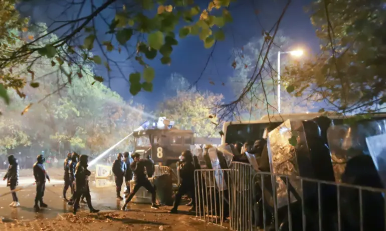 Промяна в движението на автобуси в центъра на София заради протеста - Tribune.bg