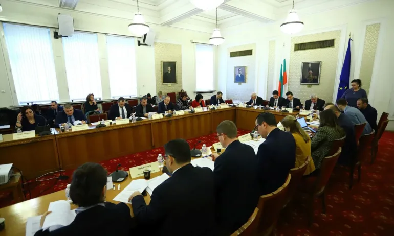 В комисия: Отмениха гласуването за удължаване на Бюджета - Tribune.bg