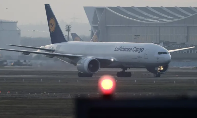 Lufthansa планира съкращение на хиляди служители в администрацията си - Tribune.bg