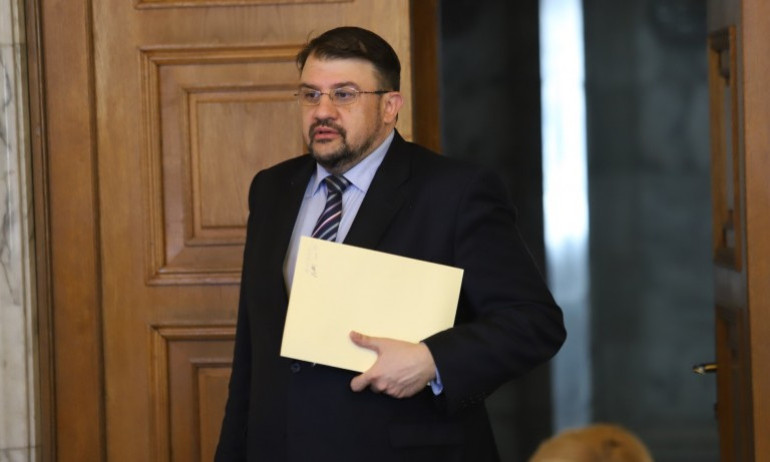 Настимир Ананиев: Има депутати в ИТН, които ще подкрепят кабинета на Петков - Tribune.bg