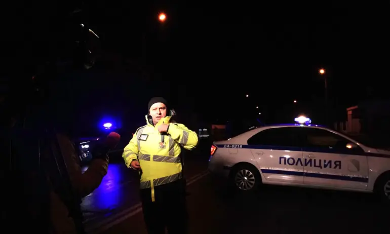 Паднало дърво върху автомобил уби мъж в София, жена му е в болница - Tribune.bg