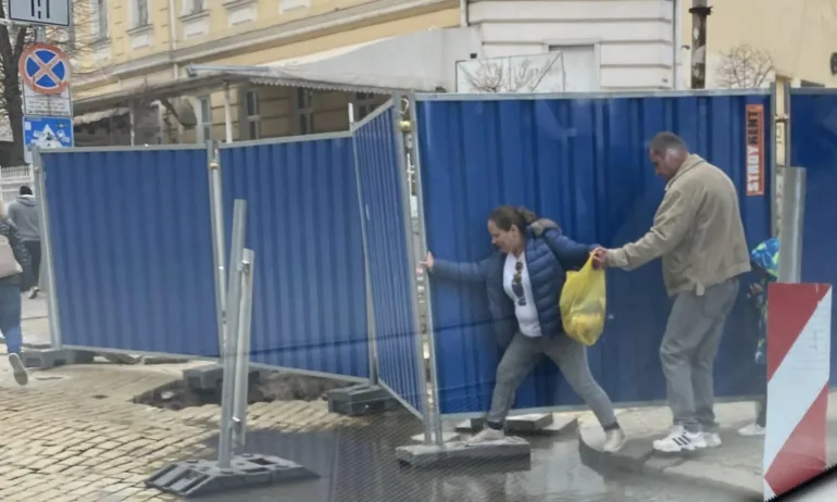 Александър Урумов: Поздравления за г-н Трайчо Трайков, тази кочина е на 50 метра от парламента - Tribune.bg