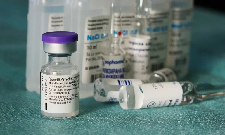 Няма да бракуват ваксините в Ямбол, срокът им на годност бил удължен с 3 месеца - Tribune.bg