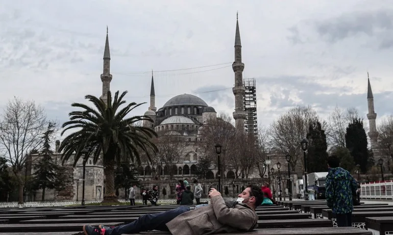 Турция с по-строги мерки за две седмици заради COVID-19 - Tribune.bg