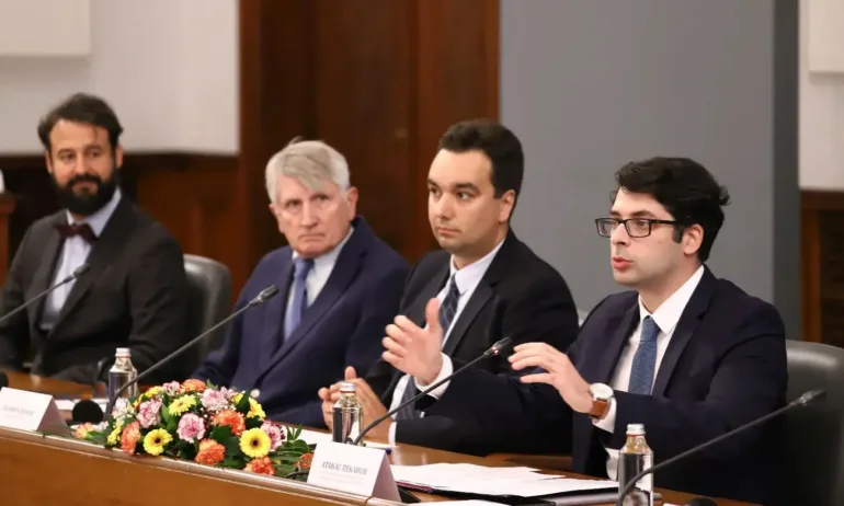 Пеканов създаде експертен съвет за икономически анализи - Tribune.bg
