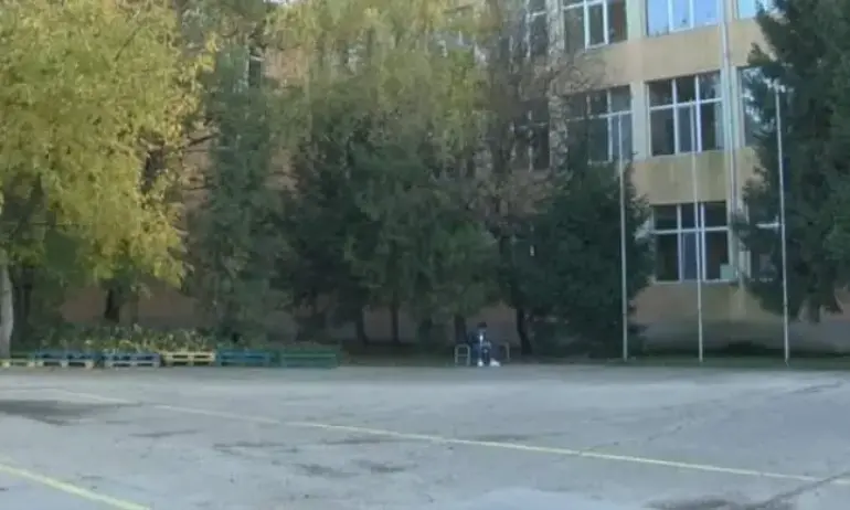 Учител по физическо е уволнен след насилие над четвъртокласник - Tribune.bg