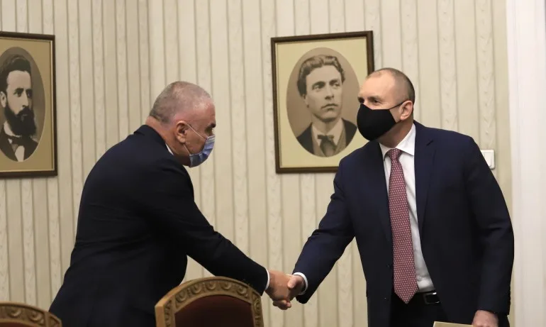 Марешки към Радев: Вие сте случайно попаднал на Дондуков 2, един пропаднал мандат - Tribune.bg