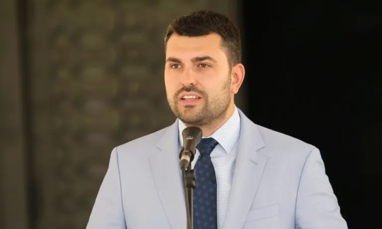 Георг Георгиев: Компромиси по историческите въпроси със съседите ни не може да има - Tribune.bg