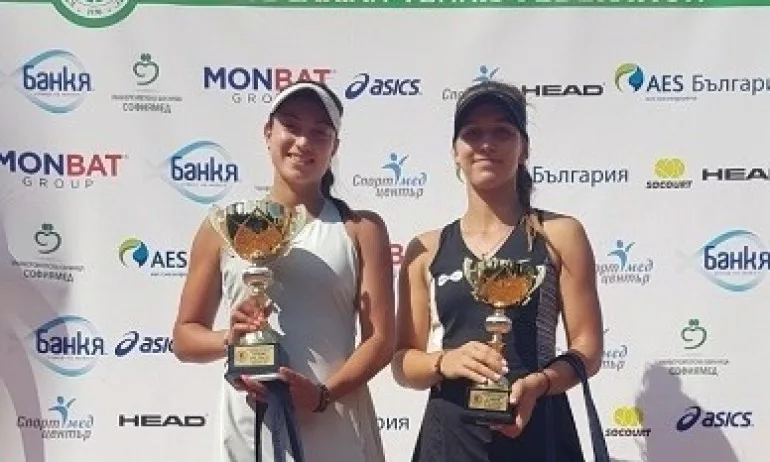 Аршинкова и Топалова са полуфиналистки в Австрия - Tribune.bg