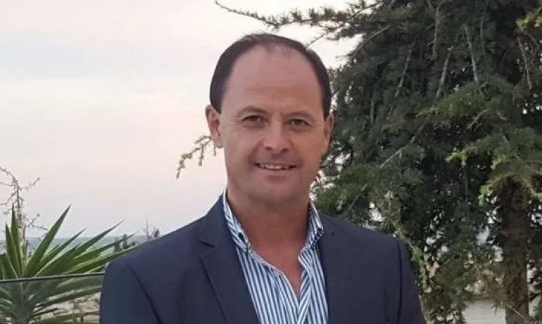 Общинар от БСП-Варна изпсува по време на сесията - Tribune.bg