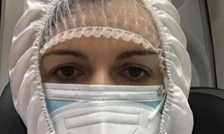 Депутат с коронавирус гласува в скафандър в македонския парламент - Tribune.bg