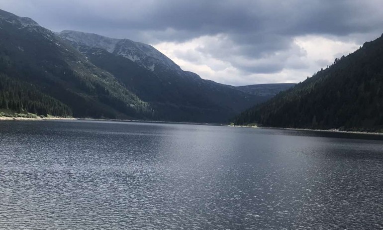 Стената на язовир Бели Искър се нуждае от спешен ремонт, но няма яснота кой трябва да го извърши - Tribune.bg