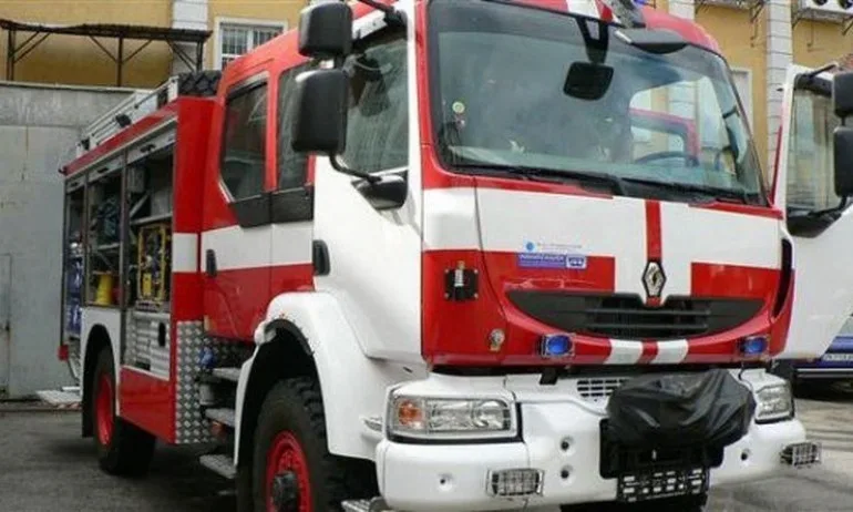 Две деца са загинали при пожар във Варна, родителите са се спасили - Tribune.bg