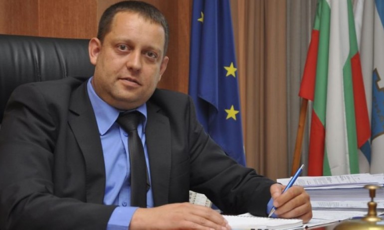 Балабанов: Варна създаде Кризисен център, който посреща бежанците - Tribune.bg