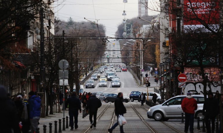 Слънчево време с температури между 9 и 14 градуса - Tribune.bg