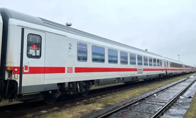 Пристигнаха модернизираните вагони от Германия (СНИМКИ) - Tribune.bg