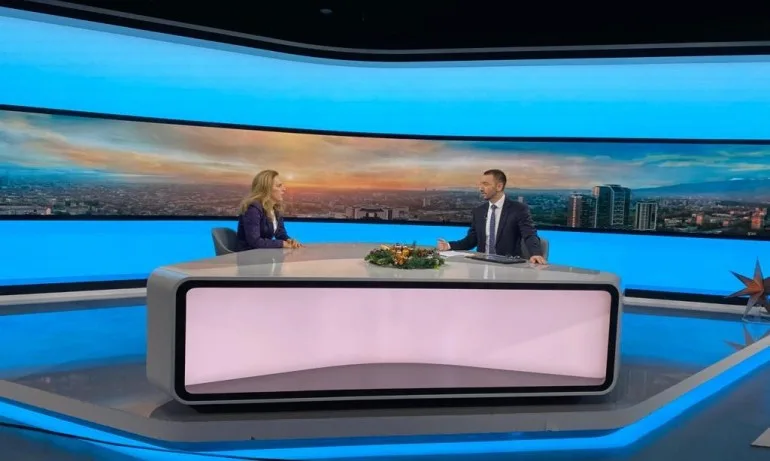 Вицепремиерът Николова: Ще предложа на Нова година ресторантите в хотелите да работят 00:30 ч. - Tribune.bg