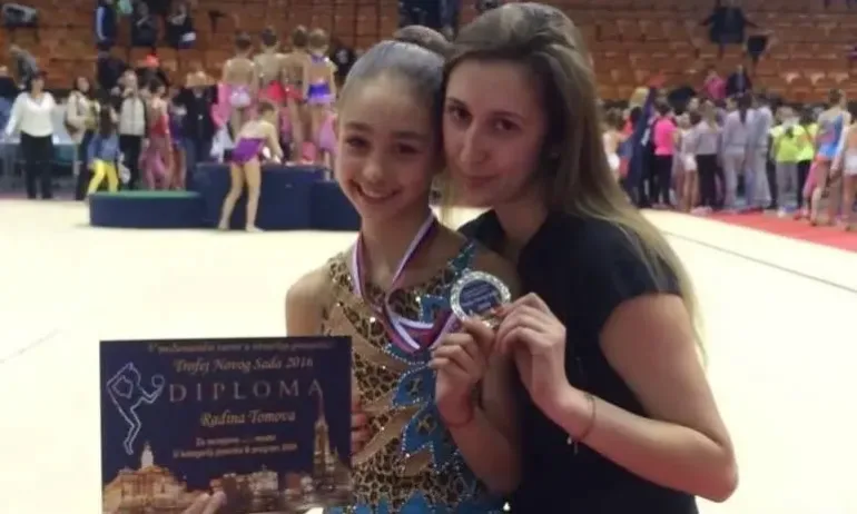 Новите златни момичета: Радина Томова е първата световна шампионка на ОСК Локомотив - Tribune.bg