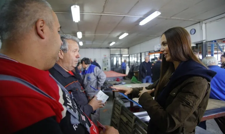 Ева Паунова-Майдел: За разлика от евроаматьорите на БСП, ние имаме голям опит и резултати - Tribune.bg