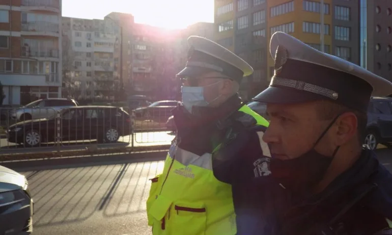 Удължават срока на валидност на шофьорските книжки - Tribune.bg