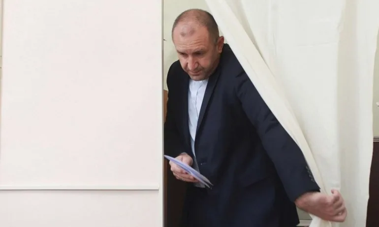 24 часа: Румен Радев взе армията за заложник - Tribune.bg