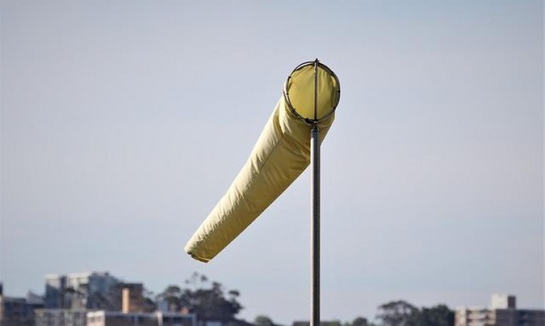 Времето днес: Жълт код за силен вятър и ниски температури - Tribune.bg