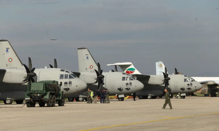 Генерална репетиция за военния парад преди 6 май - Tribune.bg