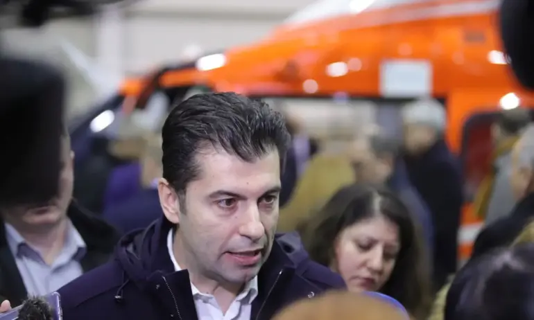 Кирил Петков иска по-малко ротация, а Габриел и Денков да си сменят позициите - Tribune.bg