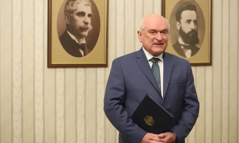 Главчев отива при Радев. Готов е с имената в служебния кабинет - Tribune.bg