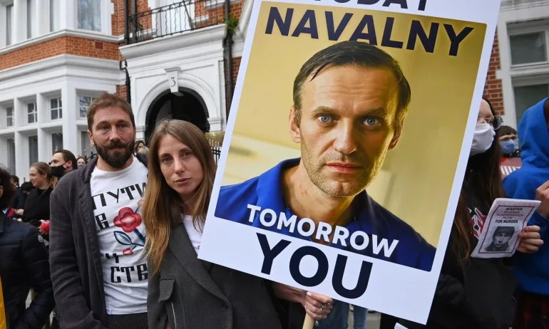Навални прекрати гладната си стачка - Tribune.bg