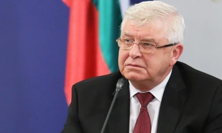 Връщат част от мерките, ако минем 200 болни на ден? - Tribune.bg