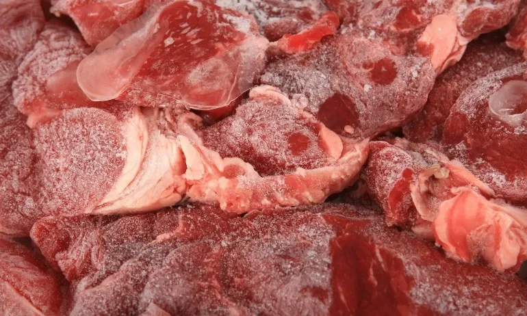 БАБХ унищожава 30 тона месо от нелегални складове в Плевен - Tribune.bg