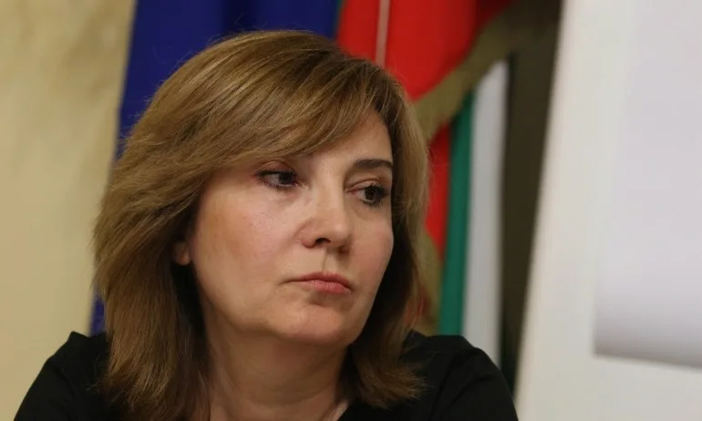 Галя Димитрова: Горанов иска от мен решения, а не оставка - Tribune.bg