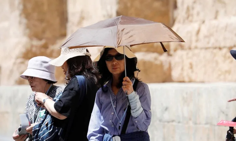 Испански тийнейджър умря от жегата - Tribune.bg