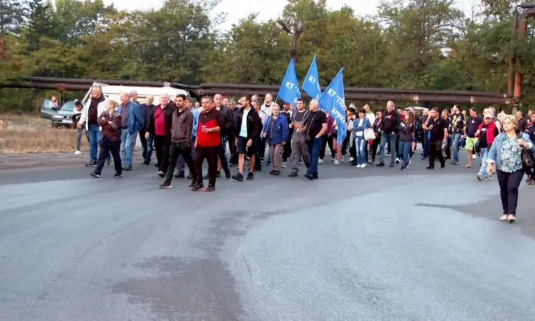 Протестиращите енергетици и миньори отказват среща с министър Радев - Tribune.bg