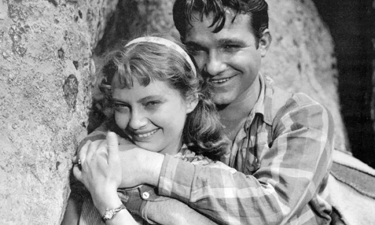 Невена Коканова е по-красива от София Лорен, казват в Кан - Tribune.bg