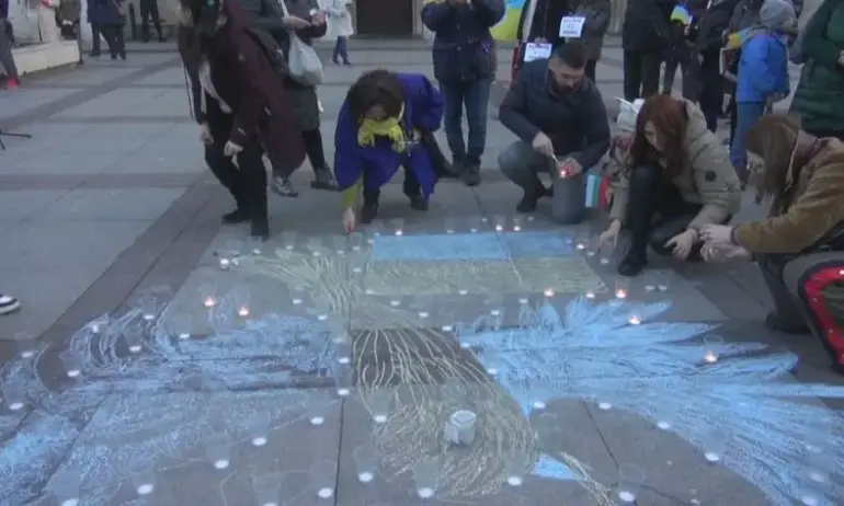 Шествие в София отбелязва 2 години от войната в Украйна - Tribune.bg