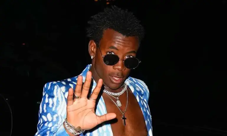 Син на Мадона остана без достатъчно пари за храна - Tribune.bg