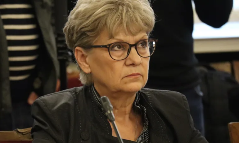 Виолета Комитова: Ако получим третия мандат, ще търсим разговор с партиите без червени линии - Tribune.bg