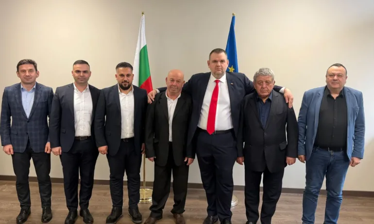 Делян Пеевски, лидер на ДПС: ДПС е партията на хората и който не го разбира, остава в миналото! - Tribune.bg