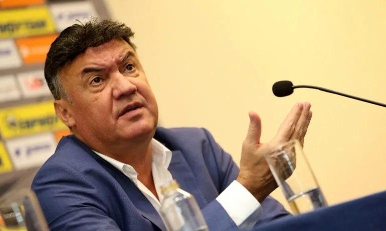 Боби Михайлов оттегли оставката си, конгресът на 25 юни се отменя (ОБНОВЕНА) - Tribune.bg