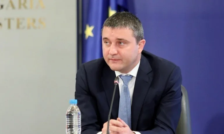 От КРИБ благодарят на Горанов за сътрудничеството през годините - Tribune.bg