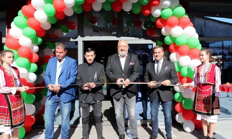 Кралев: Увеличаваме средствата за клубовете, за да им помогнем във времето на пандемия - Tribune.bg