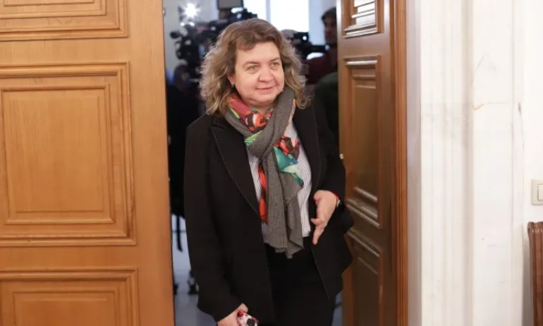 Доц. Наталия Киселова: ПП-ДБ хем искат да си гарантират домовата книга, хем искат да имат и председател на НС - Tribune.bg