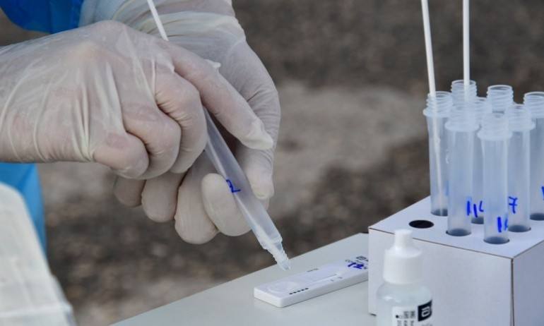 Заловиха трима нашенци с фалшиви PCR тестове при опит да влязат в Румъния - Tribune.bg