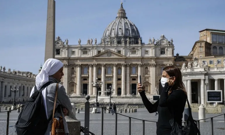 В Италия излизат навън само с медицинско разрешение - Tribune.bg