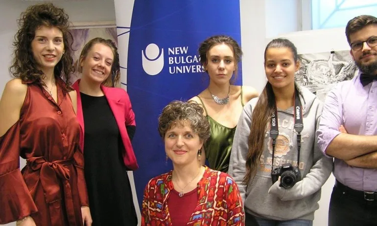 Добра кауза: Студенти и преподаватели с театрална пиеса пред пациенти в онкоболница - Tribune.bg