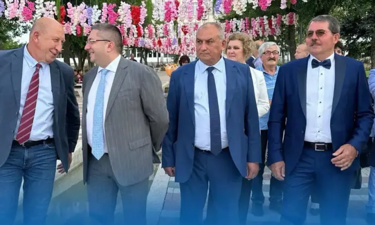 Нанков: Тухла върху тухла не е сложил никой друг, освен довършване на започнатото по време на нашето управление - Tribune.bg